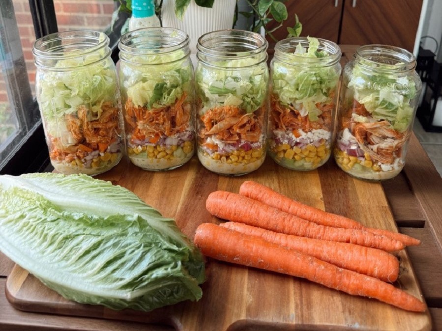 Muscle Up Chicken Jar Salad